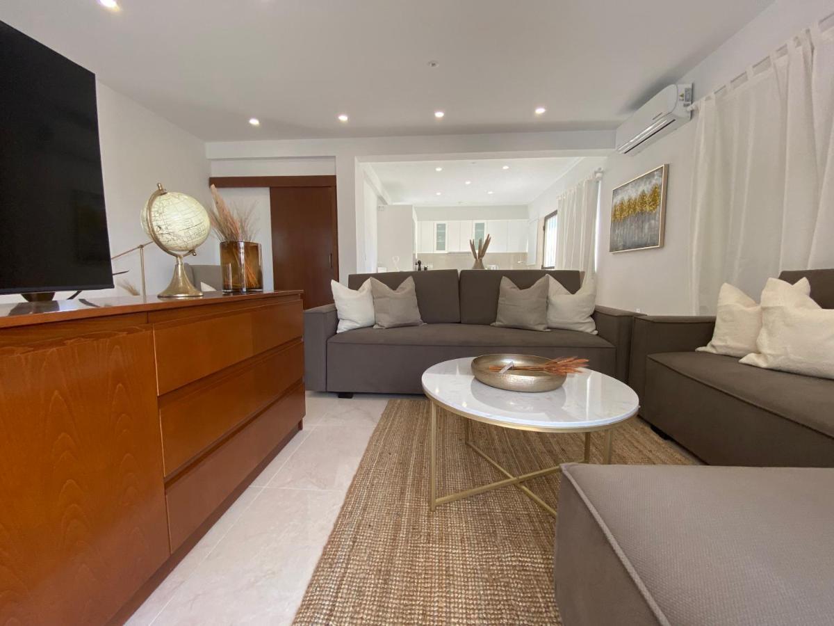 Phaedrus Living: City View Luxury Flat Androcleous Paphos Exterior foto